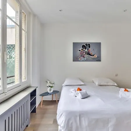Bright & Modern Flat In Le Marais - An Ecoloflat Апартаменты