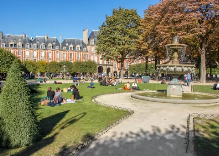 Bright & Modern Flat In Le Marais - An Ecoloflat Apartment Paris